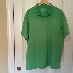 Like new Vineyard Vines polo
